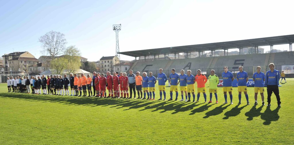 1-Equipos en fila